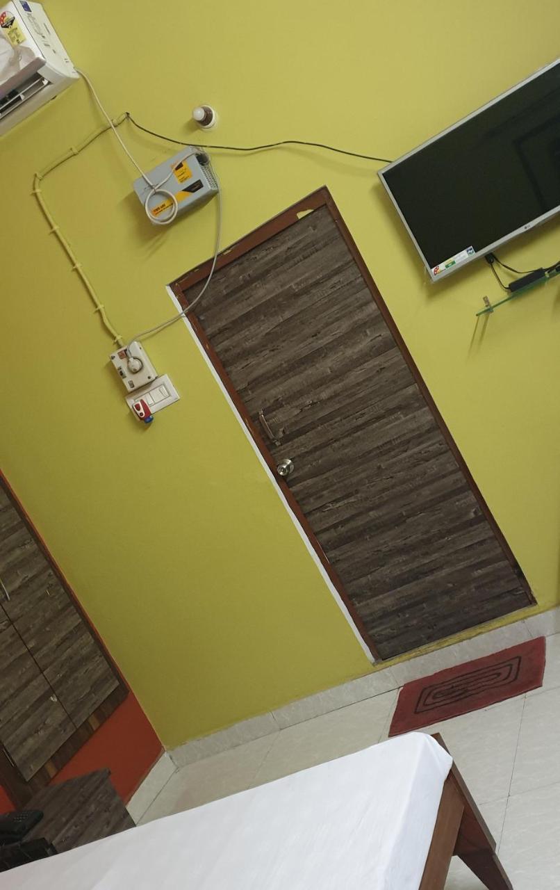 Hotel Tulsi Banda Экстерьер фото